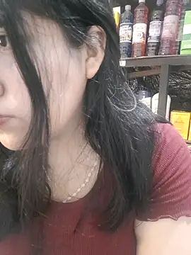 Snapshot of Kalani_Engel chatting on November 24, 4:45 am Kalani Engel online show from November 24, 4:45 am