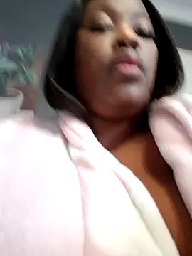 SWEETDOLLY29XX online show from October 12, 3:11 pm