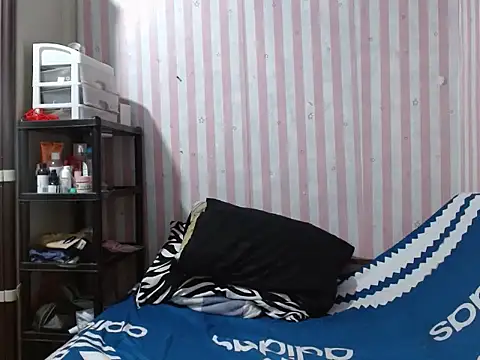 Kariebabe online show from February 9, 10:30 am