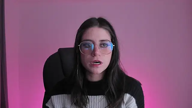 Snapshot of HazelKush chatting on October 14, 9:48 pm HazelKush online show from October 14, 9:48 pm