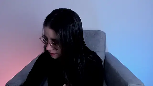 HazelKush online show from December 18, 9:21 pm