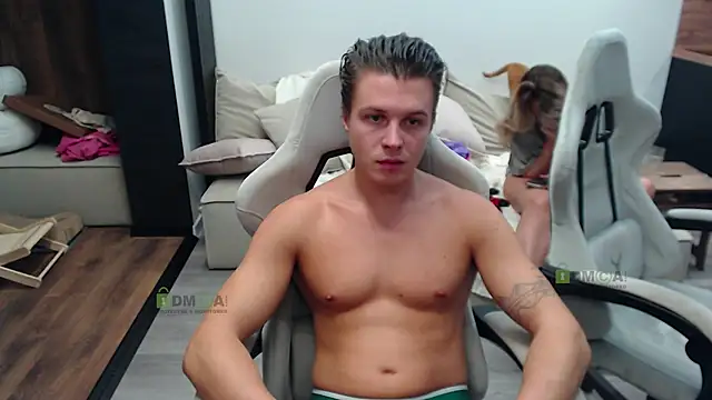 Sunny-Girl1 online show from October 17, 8:33 pm