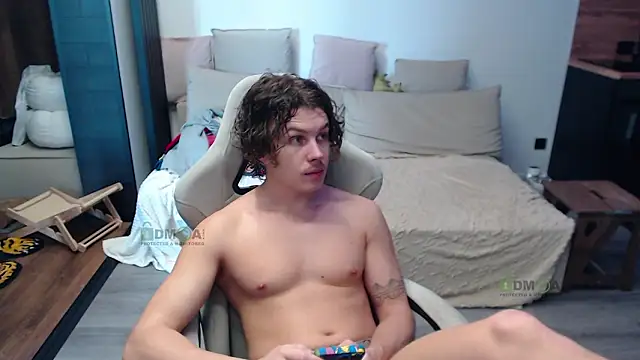 Sunny-Girl1 online show from March 13, 6:53 am