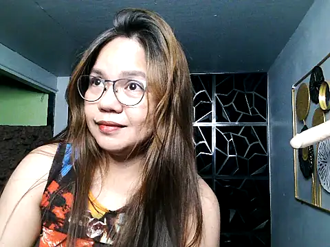 ambersmile online show from March 20, 6:31 pm