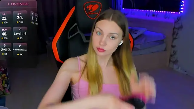 BiMolly online show from June 2, 3:52 am