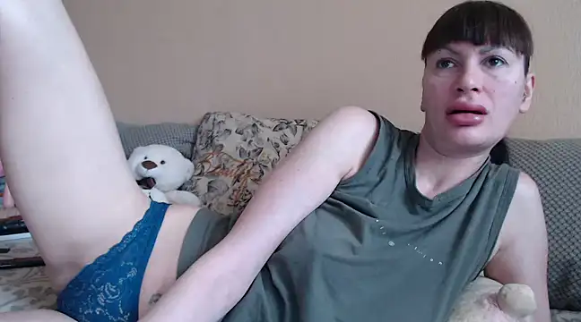 HotDreamm online show from March 3, 11:44 am