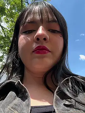 Elle online show from January 29, 5:13 pm