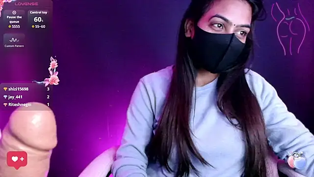 Snapshot of DesiZoya chatting on November 23, 11:15 pm DesiZoya online show from November 23, 11:15 pm