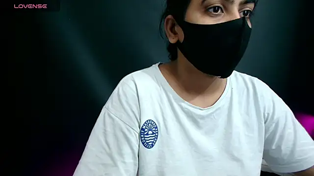 DesiZoya online show from July 13, 10:01 pm