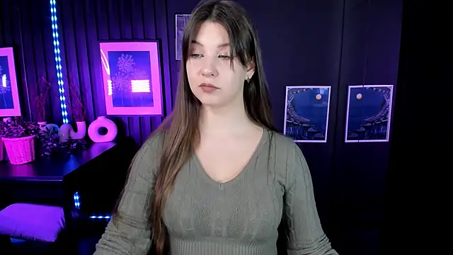 ElizaMild online show from December 4, 1:20 pm