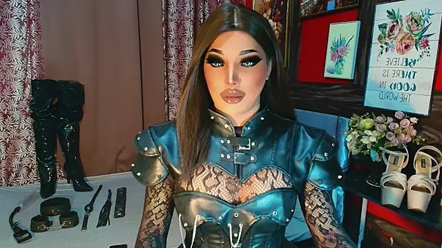 trixxielicious online show from December 17, 11:49 am