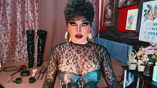 trixxielicious online show from May 2, 8:30 am