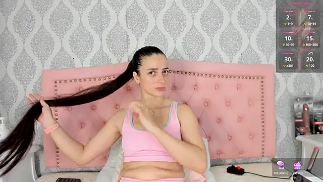 Princsgirl  online show from June 30, 7:15 pm