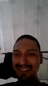 Snapshot of Sirius_5 chatting on December 13, 10:45 pm Sirius 5 online show from December 13, 10:45 pm