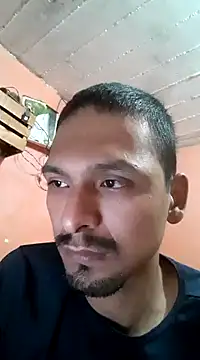 Snapshot of Sirius_5 chatting on December 15, 6:07 am Sirius 5 online show from December 15, 6:07 am