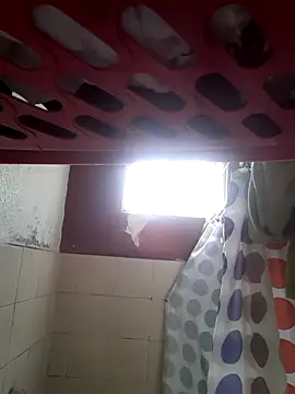 Snapshot of Sirius_5 chatting on December 29, 5:33 pm Sirius 5 online show from December 29, 5:33 pm