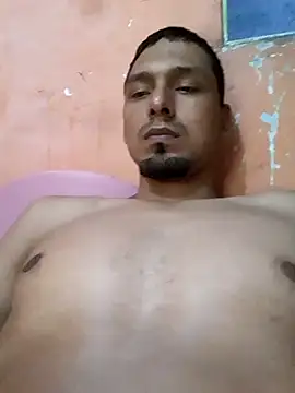 Snapshot of Sirius_5 chatting on December 30, 11:17 pm Sirius 5 online show from December 30, 11:17 pm