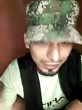 Snapshot of Sirius_5 chatting on December 31, 3:23 am Sirius 5 online show from December 31, 3:23 am