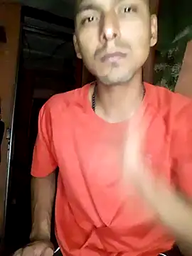 Snapshot of Sirius_5 chatting on January 4, 12:37 am Sirius 5 online show from January 4, 12:37 am