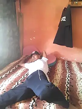 Snapshot of Sirius_5 chatting on January 4, 7:13 pm Sirius 5 online show from January 4, 7:13 pm