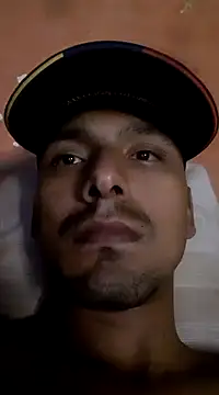 Snapshot of Sirius_5 chatting on January 7, 5:54 am Sirius 5 online show from January 7, 5:54 am