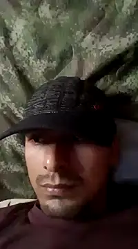 Snapshot of Sirius_5 chatting on January 7, 7:17 pm Sirius 5 online show from January 7, 7:17 pm