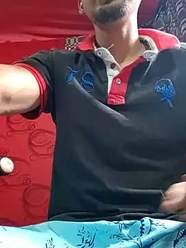 Snapshot of Sirius_5 chatting on January 20, 8:40 pm Sirius 5 online show from January 20, 8:40 pm