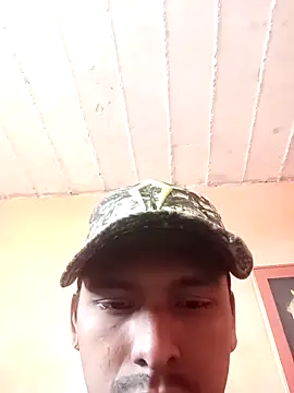 Snapshot of Sirius_5 chatting on March 10, 4:46 pm Sirius 5 online show from March 10, 4:46 pm