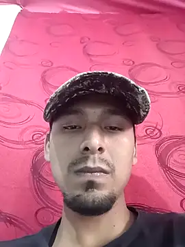 Snapshot of Sirius_5 chatting on March 11, 7:25 pm Sirius 5 online show from March 11, 7:25 pm