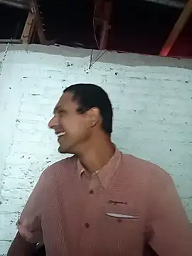 Snapshot of Sirius_5 chatting on March 20, 1:02 am Sirius 5 online show from March 20, 1:02 am