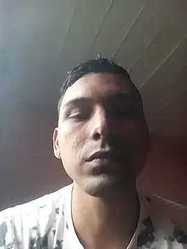 Snapshot of Sirius_5 chatting on October 22, 9:25 pm Sirius 5 online show from October 22, 9:25 pm