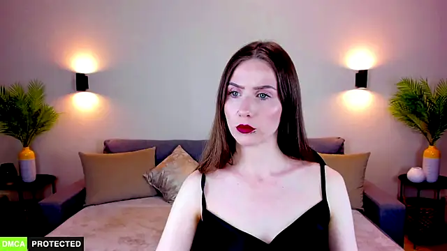 TheWoman   online show from March 10, 6:57 pm