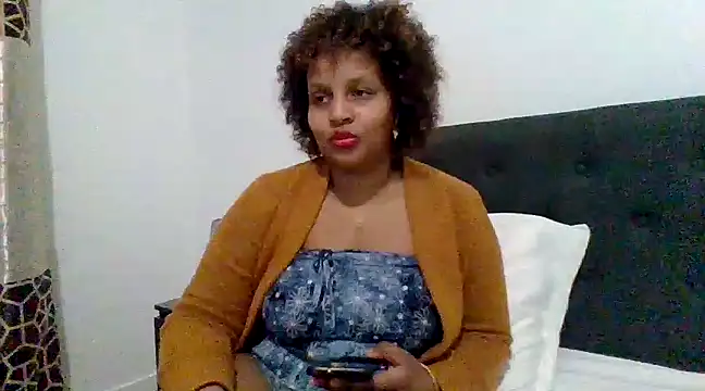 Snapshot of Nathyjess195 chatting on January 29, 10:16 am Nathyjess195 online show from January 29, 10:16 am