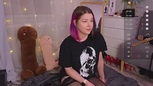 Mira Falls online show from February 3, 8:35 am