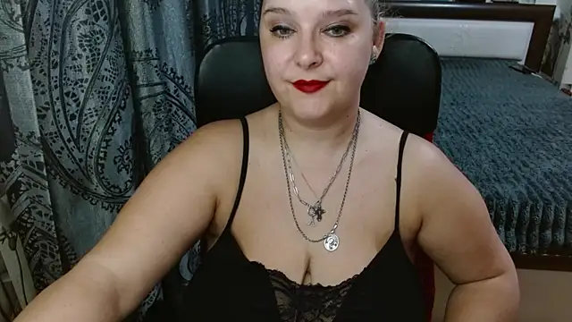 Snapshot of Boolochka chatting on July 25, 7:33 pm Boolochka online show from July 25, 7:33 pm