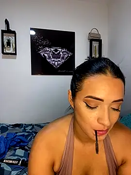 Snapshot of Shantal_Lovee chatting on October 24, 11:12 pm Shantal Lovee online show from October 24, 11:12 pm