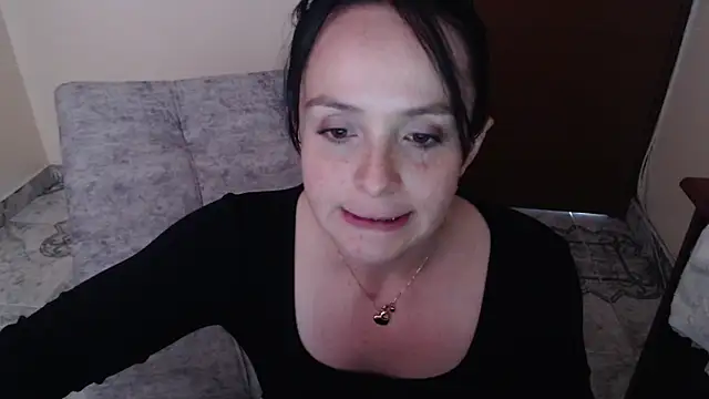 Snapshot of antara_hotgirl chatting on October 31, 9:38 pm antara hotgirl online show from October 31, 9:38 pm