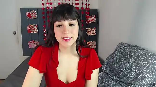 Snapshot of Chanelsexyy chatting on February 15, 12:59 am Chanelsexyy online show from February 15, 12:59 am