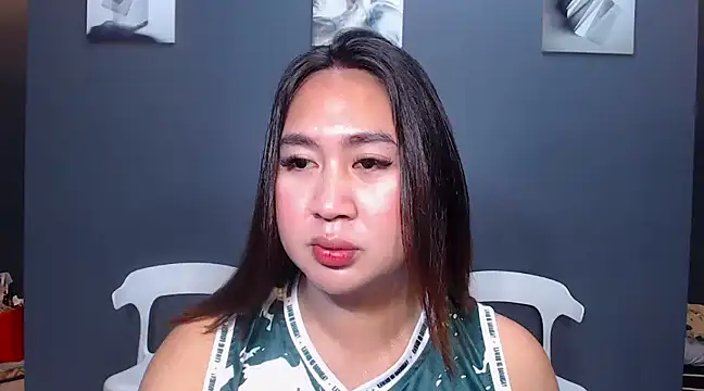 HOTTESTCANDYTS online show from December 24, 1:28 pm