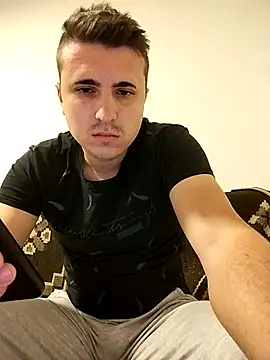 Snapshot of MrNoBoDy000 chatting on November 14, 6:45 am MrNoBoDy000 online show from November 14, 6:45 am