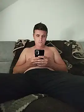 MrNoBoDy000 online show from August 2, 9:19 am