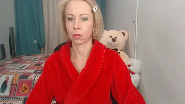 Snapshot of LuxuryNika chatting on January 16, 7:41 pm LuxuryNika online show from January 16, 7:41 pm