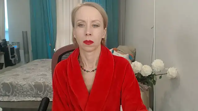 Snapshot of LuxuryNika chatting on May 16, 3:00 pm LuxuryNika online show from May 16, 3:00 pm