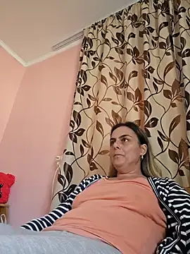 Snapshot of IsabelleCraft chatting on March 6, 12:52 pm IsabelleCraft online show from March 6, 12:52 pm