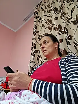 Snapshot of IsabelleCraft chatting on March 8, 7:05 am IsabelleCraft online show from March 8, 7:05 am