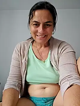 Snapshot of IsabelleCraft chatting on September 10, 8:58 am IsabelleCraft online show from September 10, 8:58 am