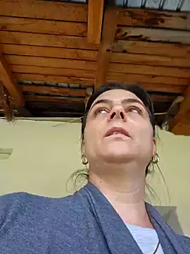 Snapshot of IsabelleCraft chatting on September 18, 8:27 am IsabelleCraft online show from September 18, 8:27 am