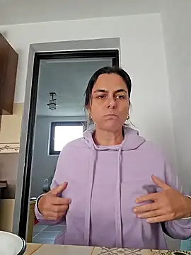 Snapshot of IsabelleCraft chatting on September 27, 11:37 am IsabelleCraft online show from September 27, 11:37 am