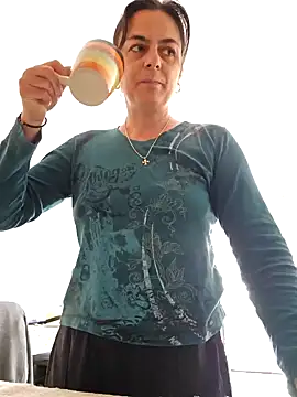 Snapshot of IsabelleCraft chatting on September 30, 8:30 am IsabelleCraft online show from September 30, 8:30 am