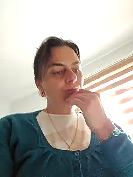 Snapshot of IsabelleCraft chatting on October 23, 9:08 am IsabelleCraft online show from October 23, 9:08 am